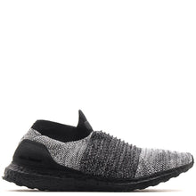 Style code BB6137. ADIDAS ULTRABOOST LACELESS / CORE BLACK