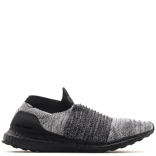 Style code BB6137. ADIDAS ULTRABOOST LACELESS / CORE BLACK