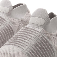 adidas Ultraboost Laceless / Chalk Pearl