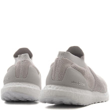 adidas Ultraboost Laceless / Chalk Pearl