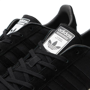 Style code DA8839. ADIDAS BY NEIGHBORHOOD NBHD CHOP SHOP BOOST / BLACK